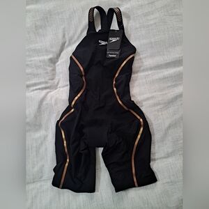 Speedo LZR Pure Intent Fastskin - Closedback -  Black & Gold - Size 24